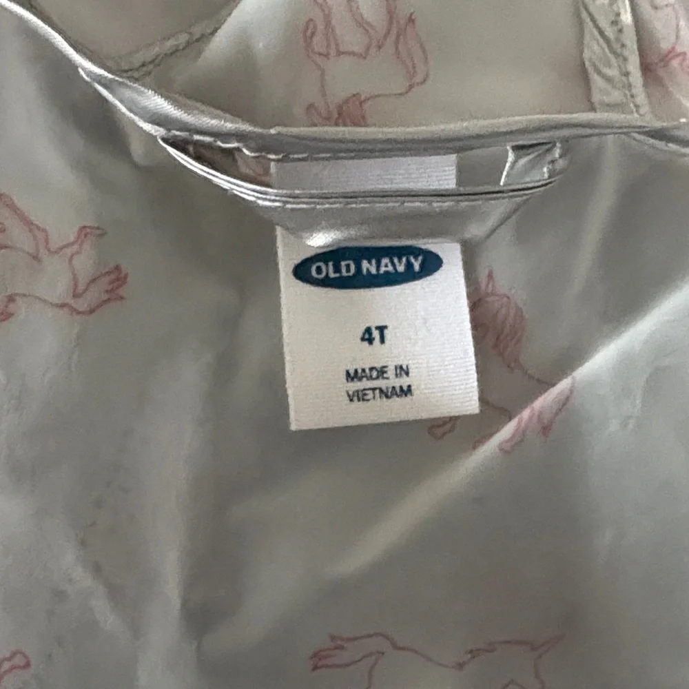 Old Navy Girls Clear Transparent Unicorn Hooded Raincoat Size 4T EXCELLENT